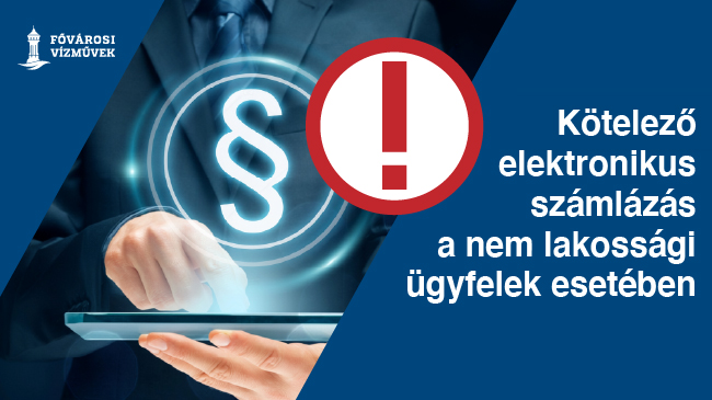A kép illusztráció: egy digitális átlátszó táblán látható nagyobb paragrafusjelre mutat rá egy emberi kéz.