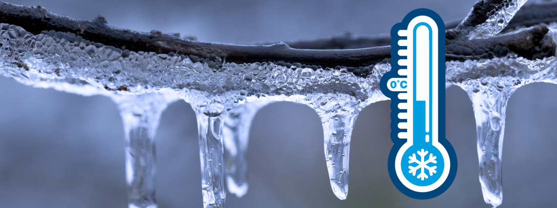 Az illusztráción jégcsapok láthatók, illetve egy hőmérő amelyen a hőmérő higanyszála 0 fok alá kúszott.